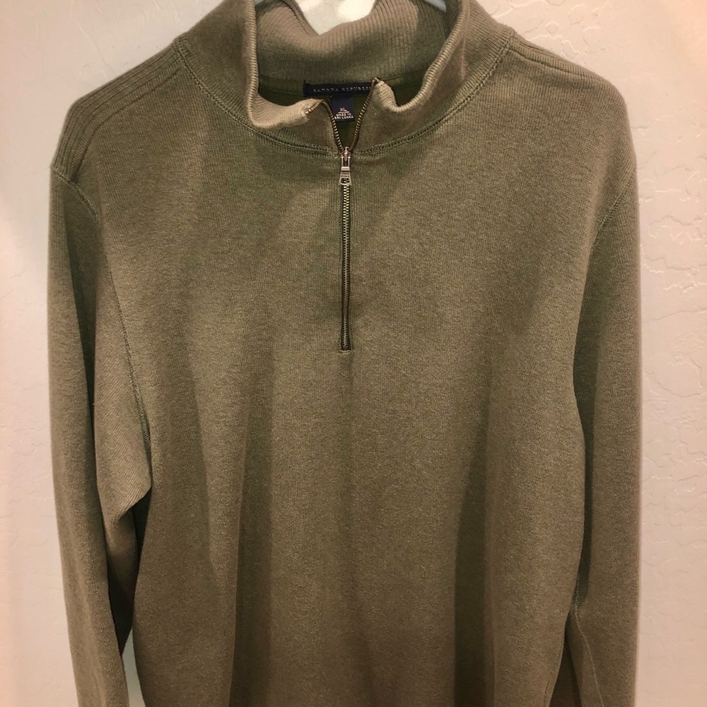 Banana Republic 1/4 Zip Olive Green Sweatshirt - Picture 5 of 5